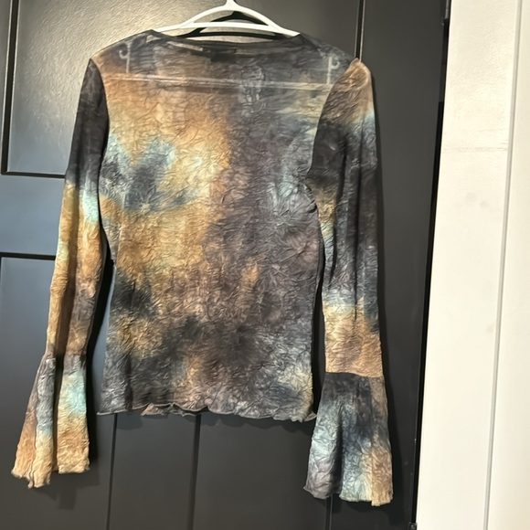 Fairweather USA Vintage Scrunched Tie Dye Bell Sleeve Blouse - Picture 6 of 7